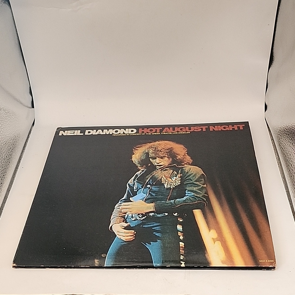 Vintage 1972 Neil Diamond "Hot August Night" Gatefold LP Vinyl Record